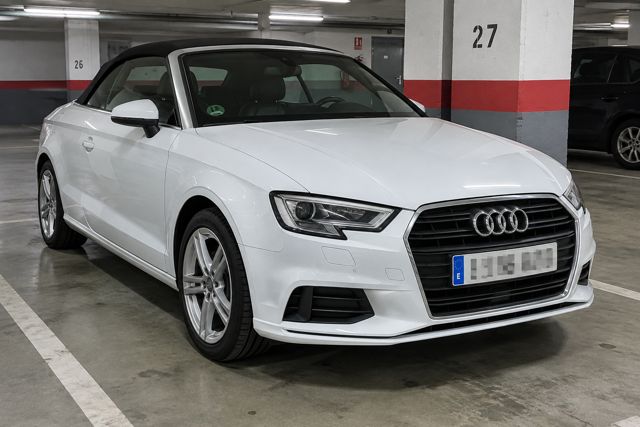 Audi A3 Cabriolet à louer à Barcelone