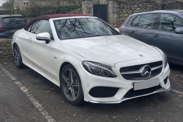 Mercedes Clase C Cabrio en alquiler en Barcelona