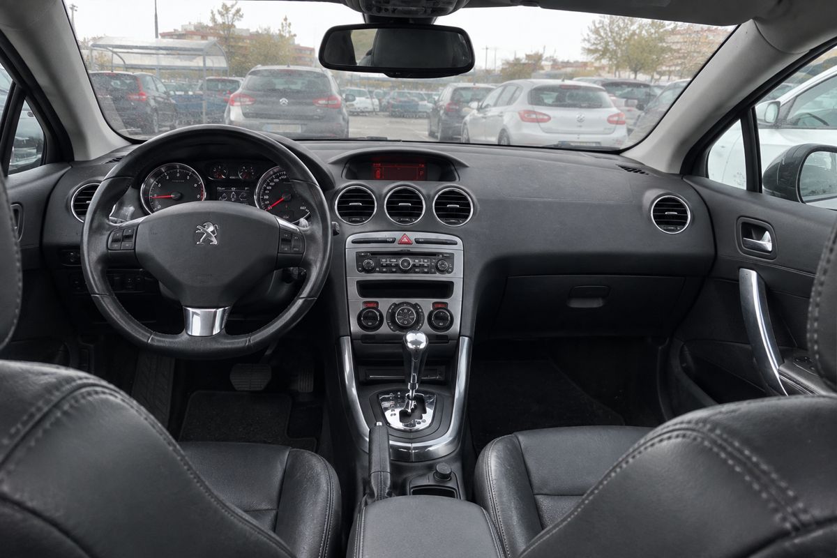 Peugeot 308 CC — 2