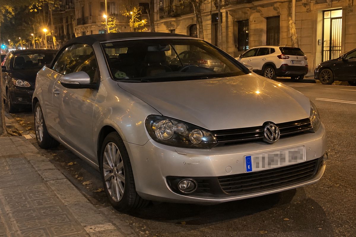Volkswagen Golf Cabriolet — 1